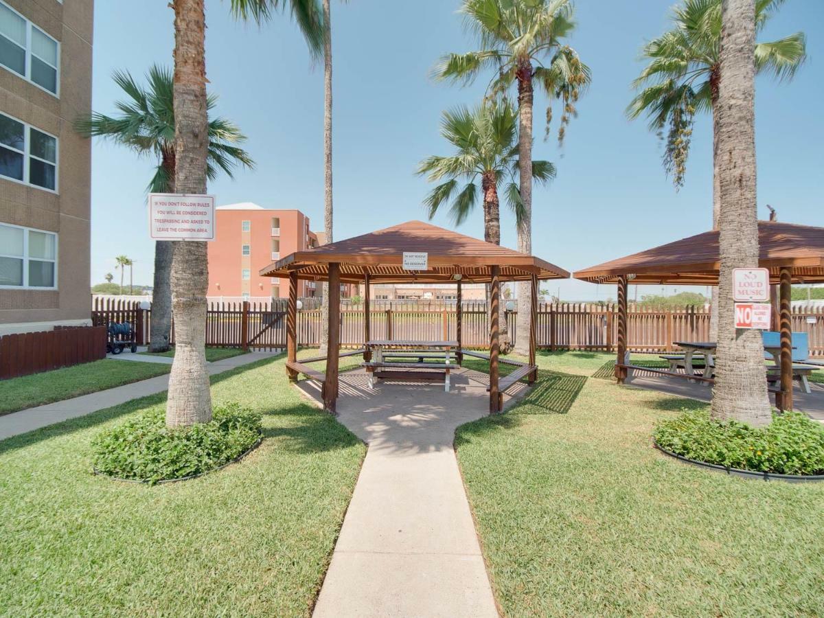 Charming 1 Bedroom, 3 Minute Walk To The Beach Condo South Padre Island Esterno foto